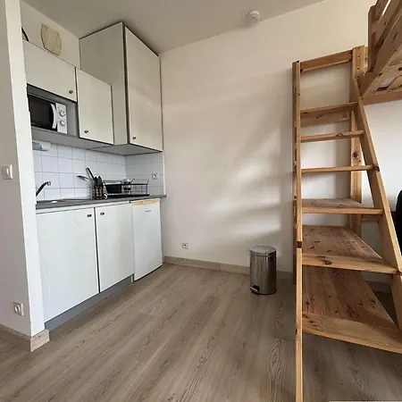 Appt - Lr110-f36 Apartment